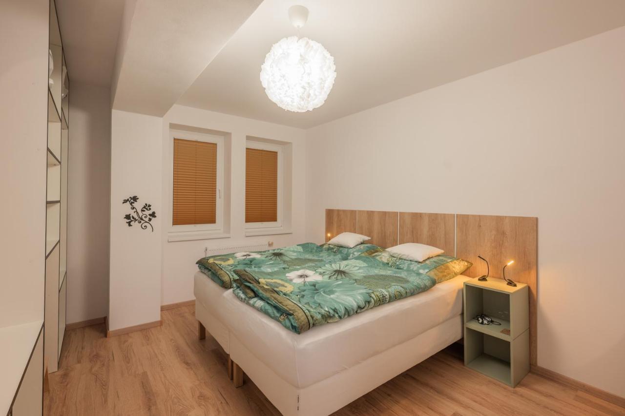Apartman Claudia - Rezidence K Lanovce Jáchymov Buitenkant foto