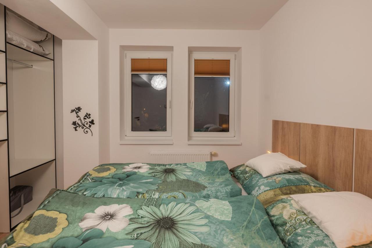 Apartman Claudia - Rezidence K Lanovce Jáchymov Buitenkant foto