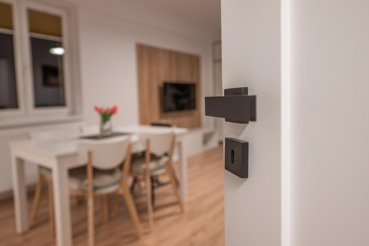 Apartman Claudia - Rezidence K Lanovce Jáchymov Buitenkant foto